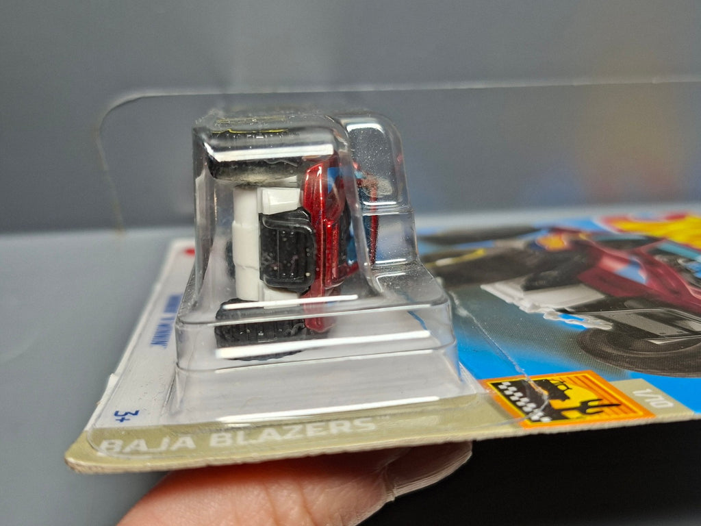 Hot Wheels Twinnin n winnin 2022-002 (CP14)