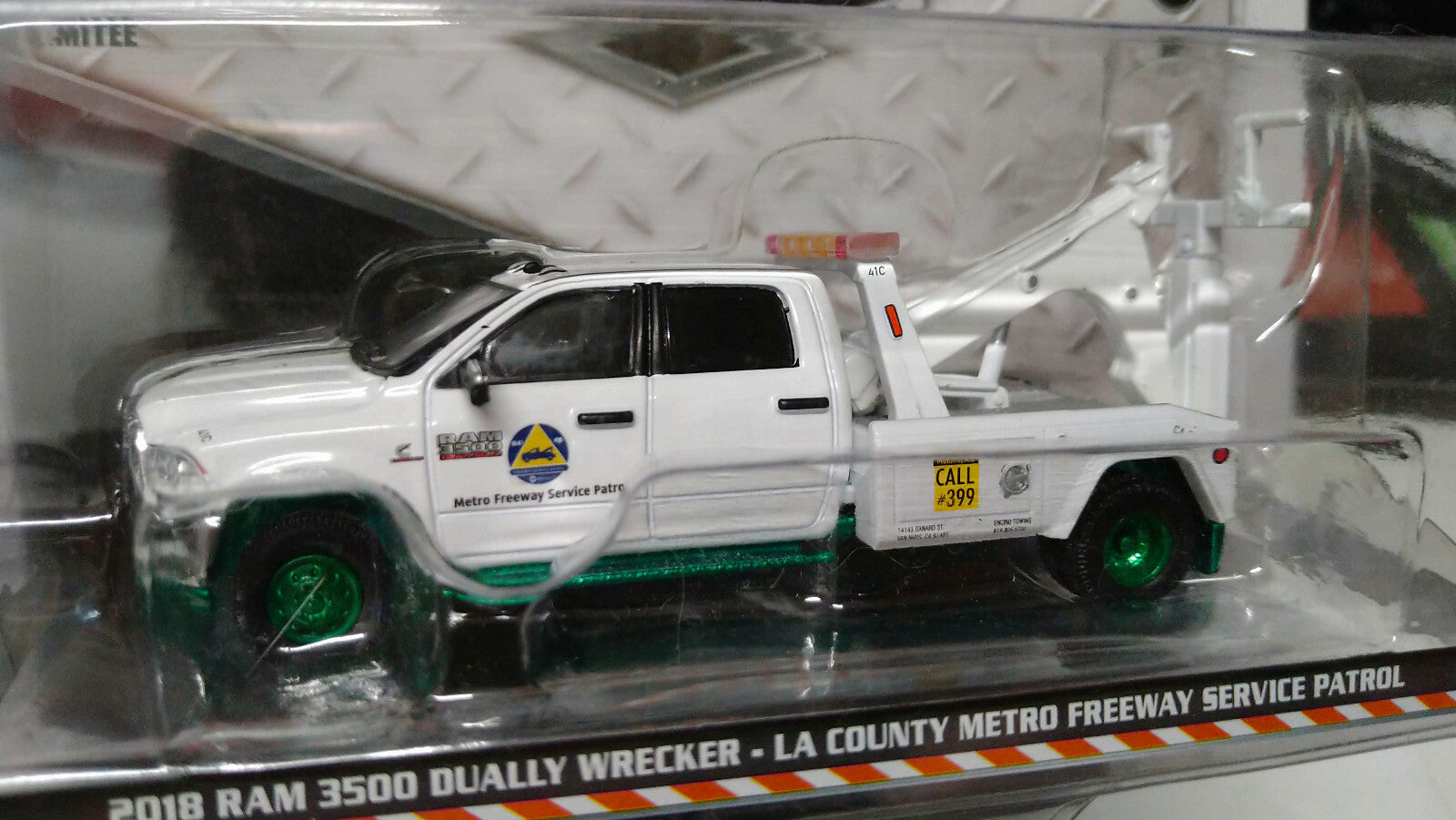 Greenlight Dually Drivers 2018 Ram 3500 Dually Wrecker Chase Green Wheels (C5)