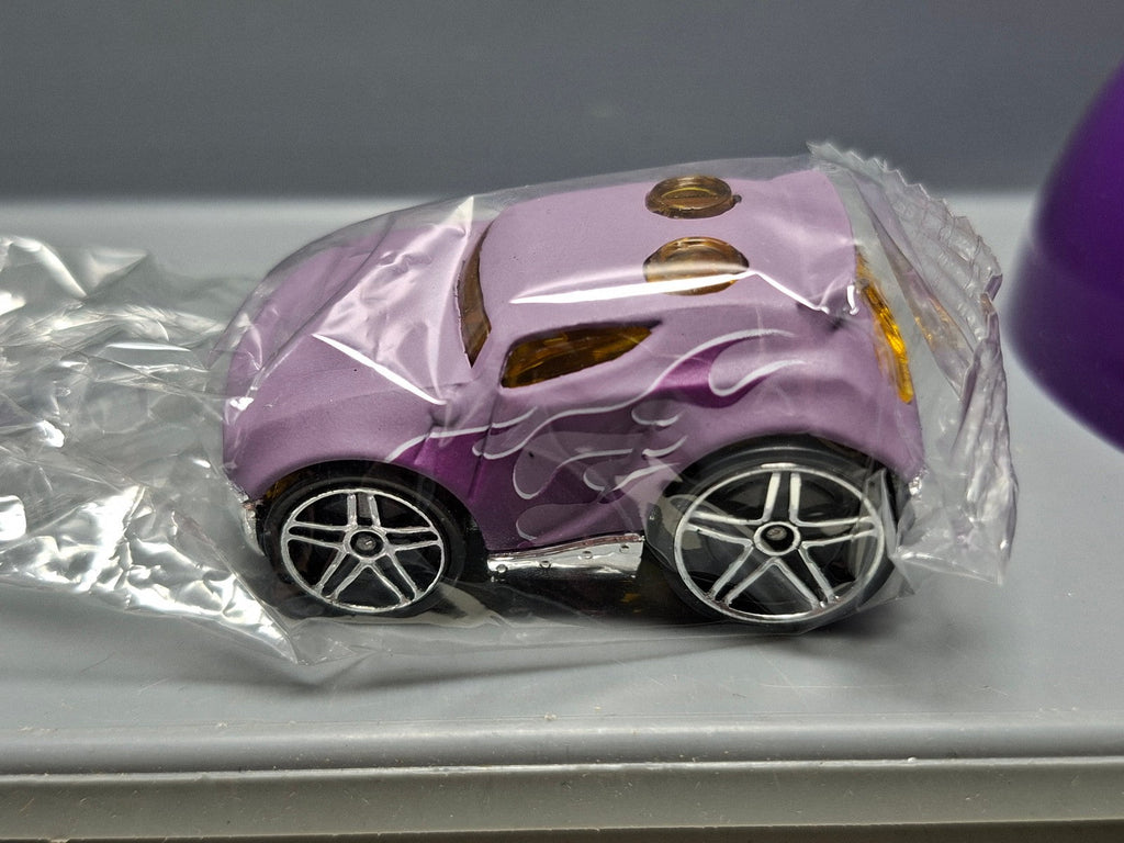 Hot Wheels 2008 egg hunt easter speedsters Rocket box  (NG34)