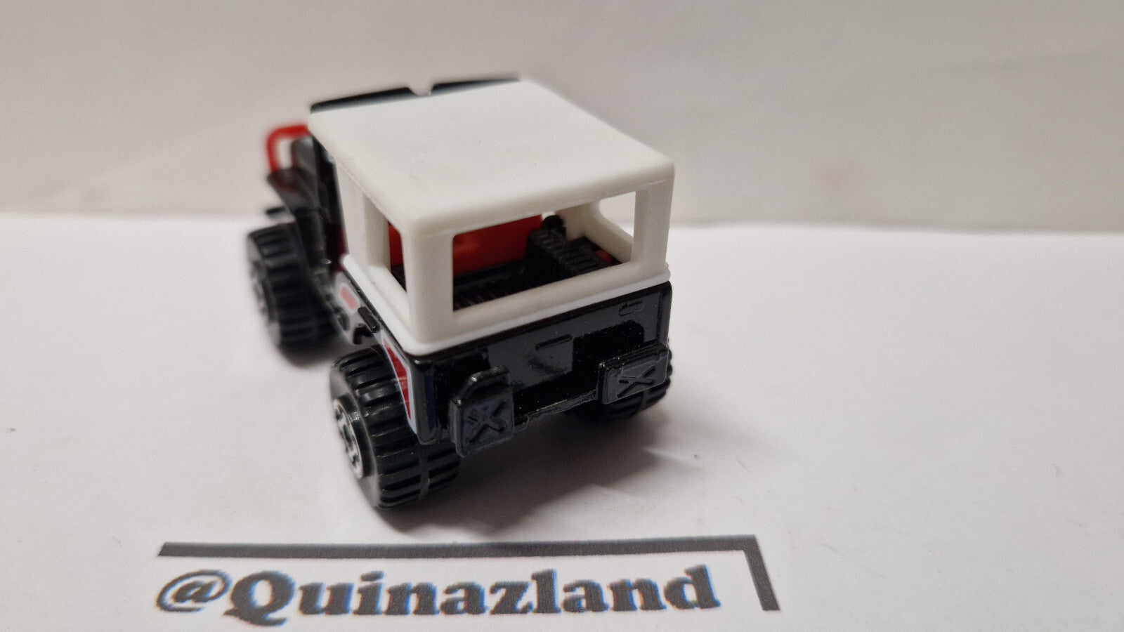 Matchbox 1987 mainline  Jeep 4X4  laredo  (A27)