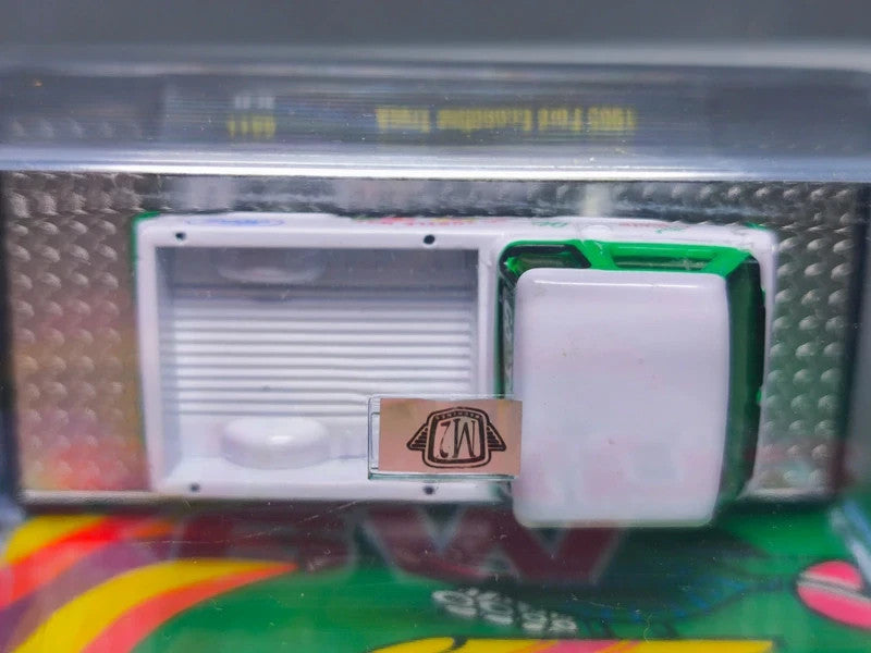 M2 Machines 1965 Ford Econoline Truck Turtle Wax Gasser, white/green (NG52)