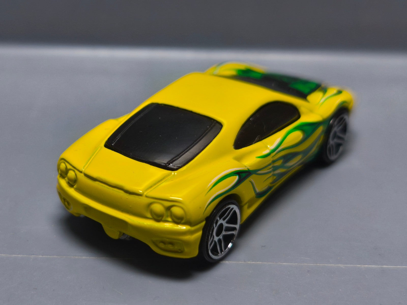 Hot Wheels Ferrari 360 modena 2004-128 version pr5 (A15)