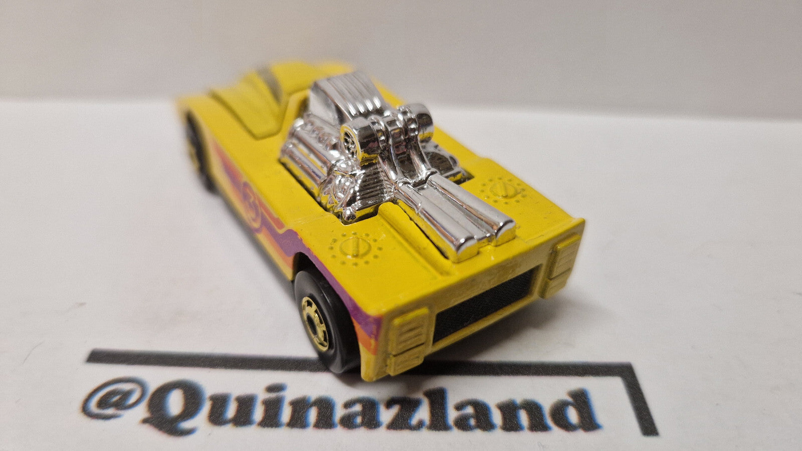 Hot Wheels 1982 hot ones Cannonade version HO intérieur détaillé  (A01)
