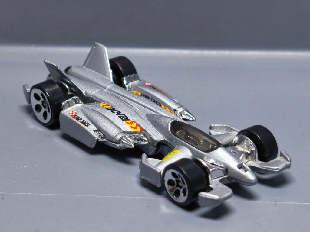 Hot Wheels Jet threat 3.0  version base peinte 2001-034  (A32)