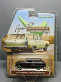Greenlight Estate Wagons 1955 Chevrolet Two-Ten Handyman Chase (NG33)