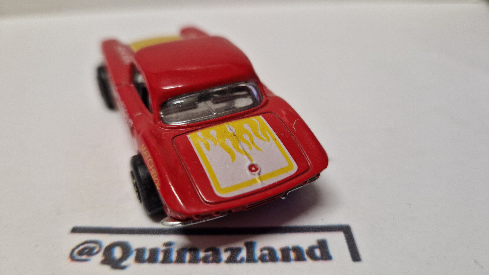 Matchbox 1983 mainline  1962 chevrolet corvette version jantes gold  (A06)