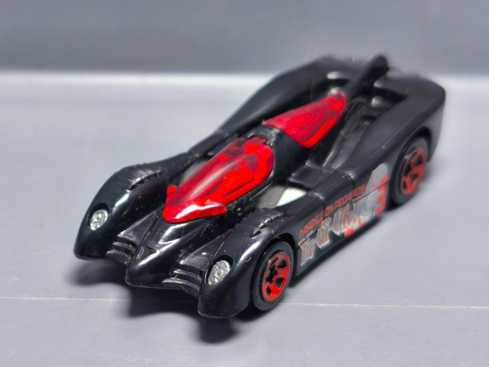 Hot Wheels Power pistons 2002-083 (A05)