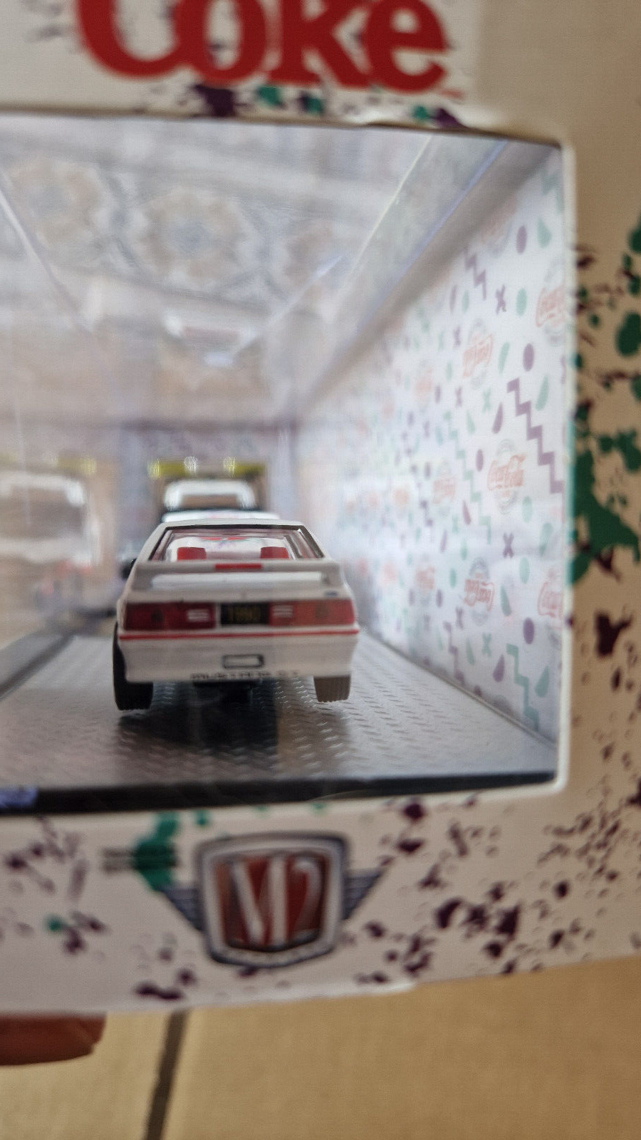 M2 Machines Chase Coca Cola 1990 Ford C-8000 & 1990 Ford Mustang GT (C10)