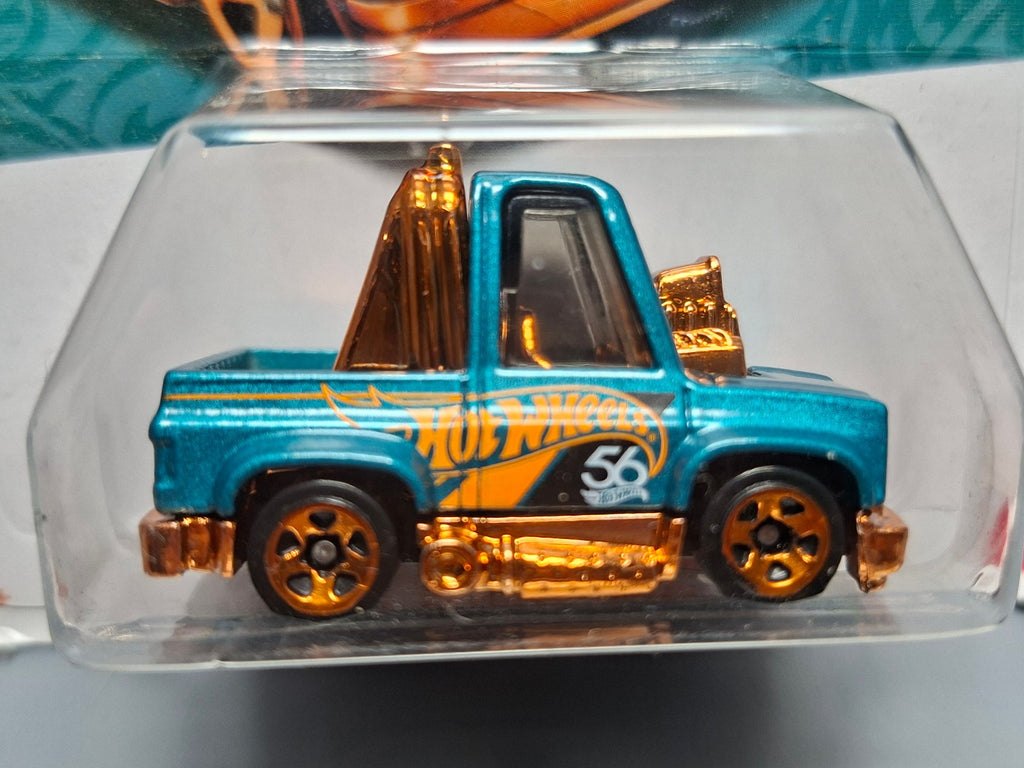 Hot Wheels 2024 56th anniversary  Toon'd '83 chevy silverado   (CP14)