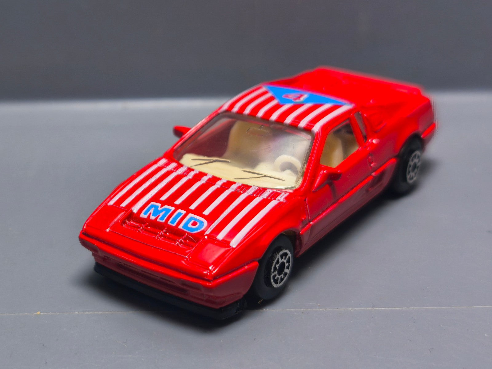 Maisto Nissan MID-4 (A12)