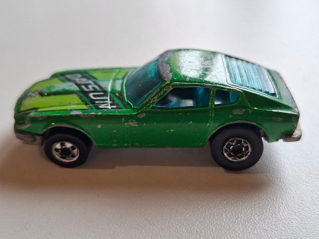 Hot Wheels Datsun 240 Z whiz 1982 version Malaysia  (A06)