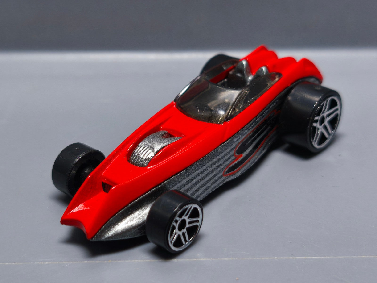 Hot Wheels Sredded 2004-087 First Editions  (A36)