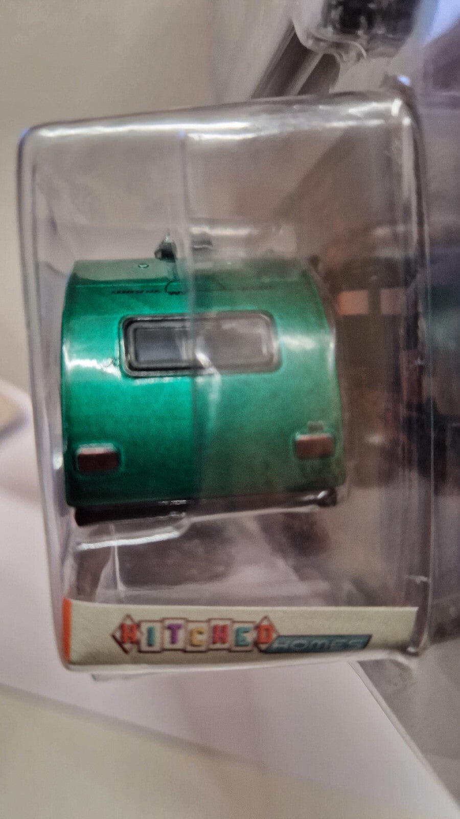 Greenlight Hitched Homes 2017 Winnebago Winnie Drop  Chase (NG01)