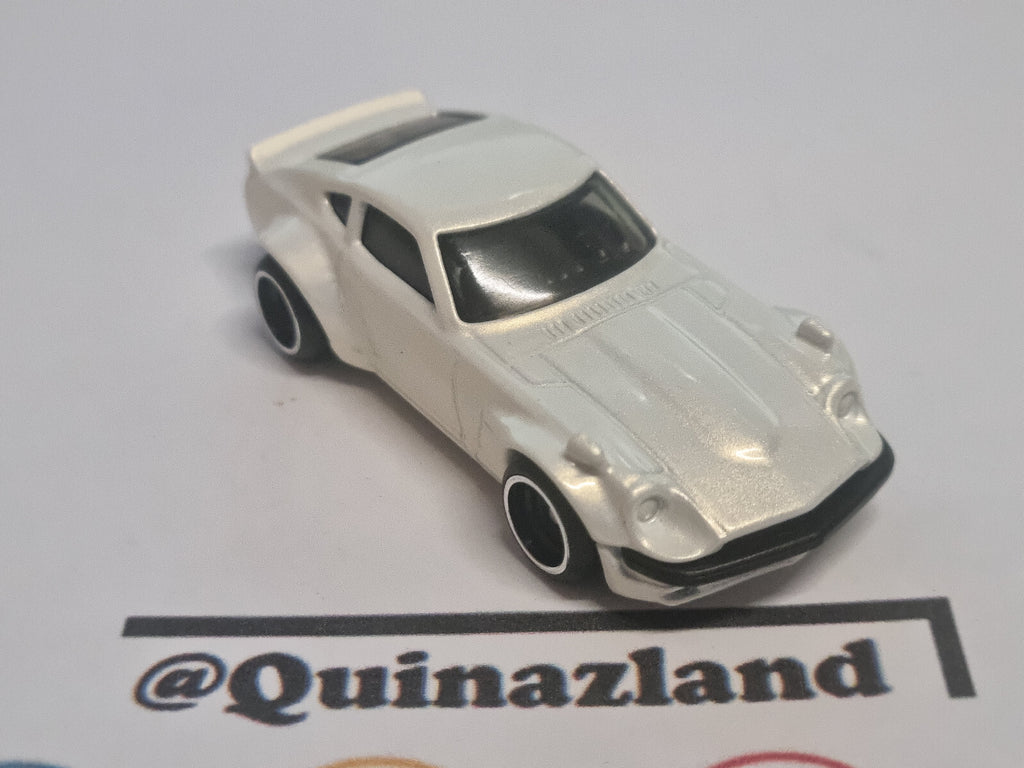 Hot Wheels Cars & donuts  Custom datsun 240z (A07)