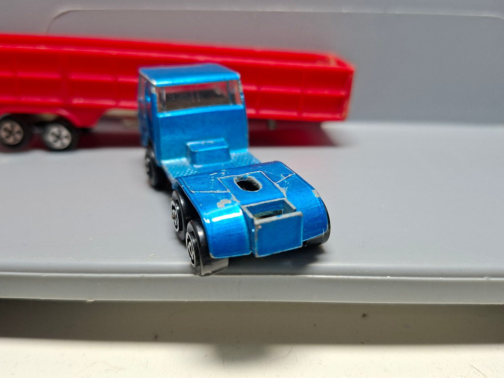 Majorette Bernard maraîcher  (CP02)
