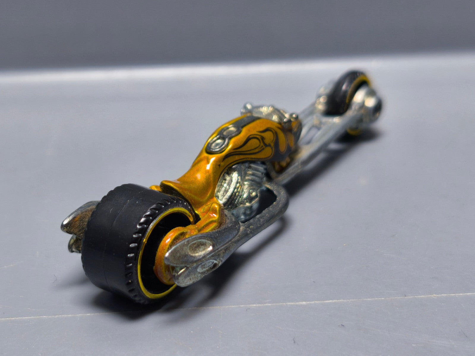 Hot Wheels Hammer Sled 2006-020 dorée (A04)
