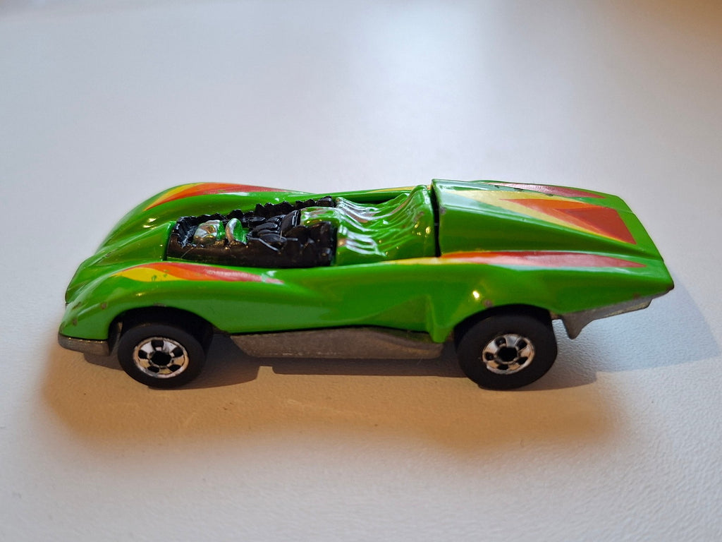 Hot Wheels 1986 crack-ups Bangster version Malaysia    (A07)