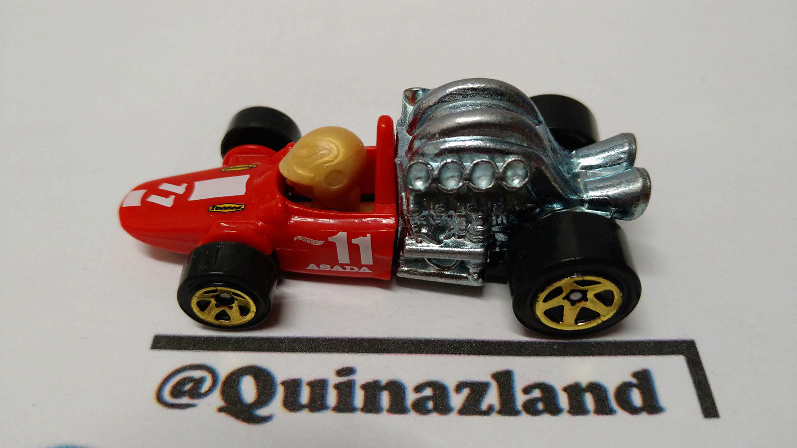 Hot Wheels Head starter 2017-145  (A16)