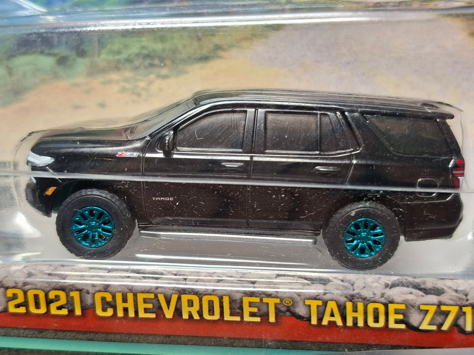 Greenlight Collectibles All-Terrain 2021 Chevrolet Tahoe Z71 Chase (NG17)
