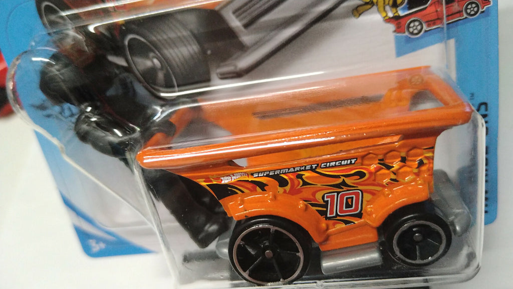 Hot Wheels Aisle Driver 2020-122  (NP35)