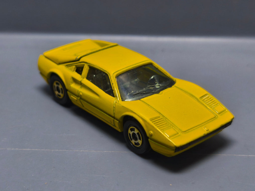Tomica Ferrari 308 GTB version jaune rare (A15)
