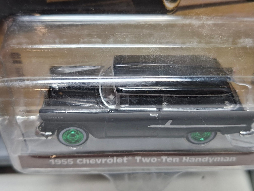 Greenlight Estate Wagons 1955 Chevrolet Two-Ten Handyman Chase (NG43)