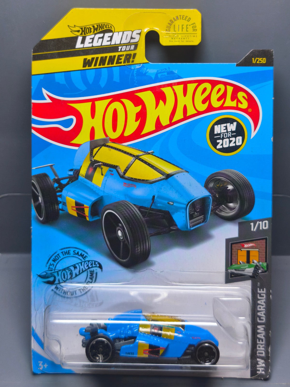 Hot Wheels 2 Jet Z 2020-001 (NP20)
