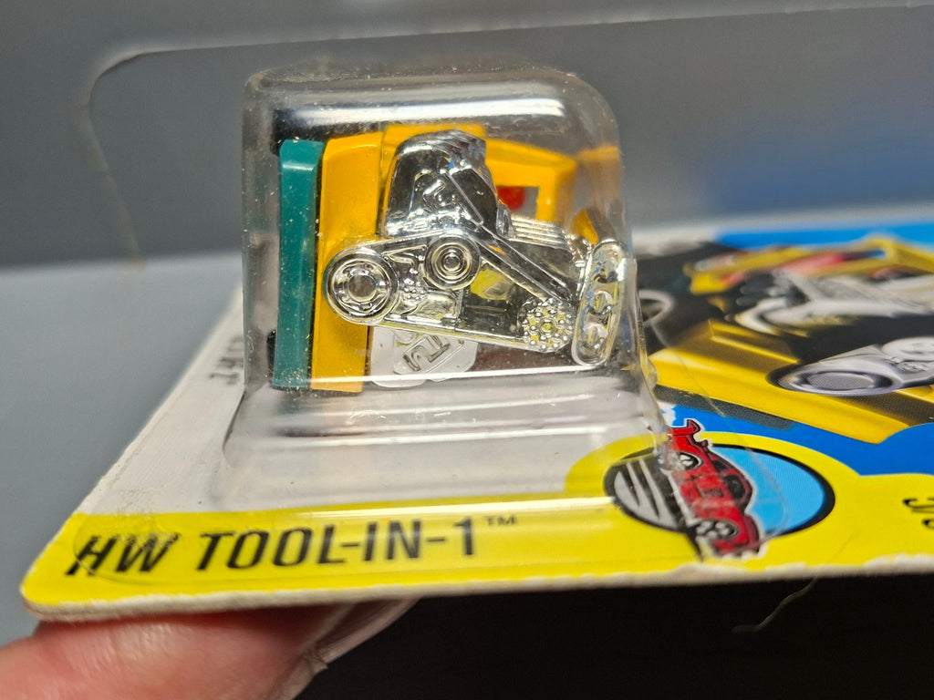 Hot Wheels Tee'd Off 2 2016-035 (CP18)