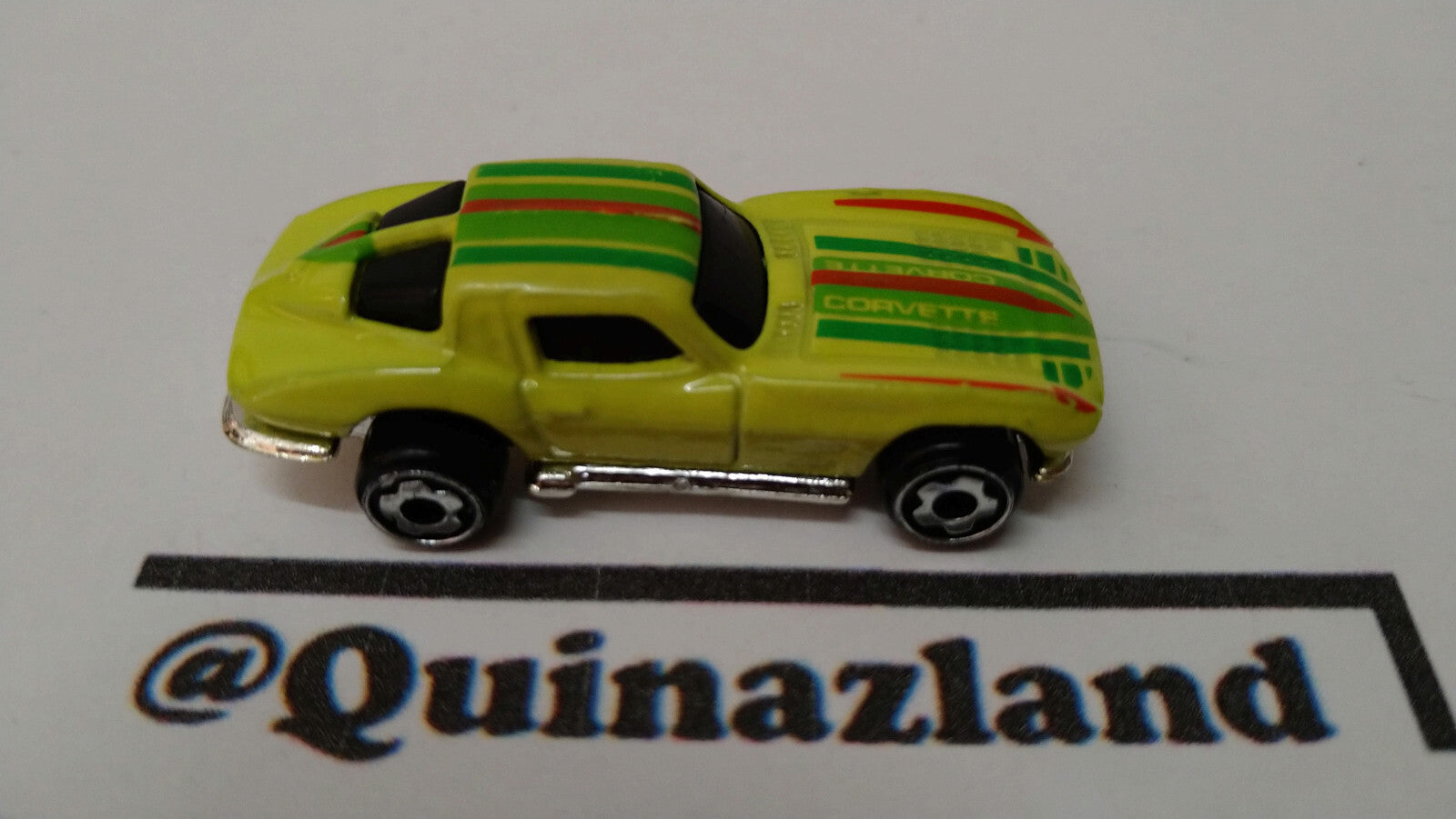 Hot wheels Mini automagic 63 corvette Split window    (A22)