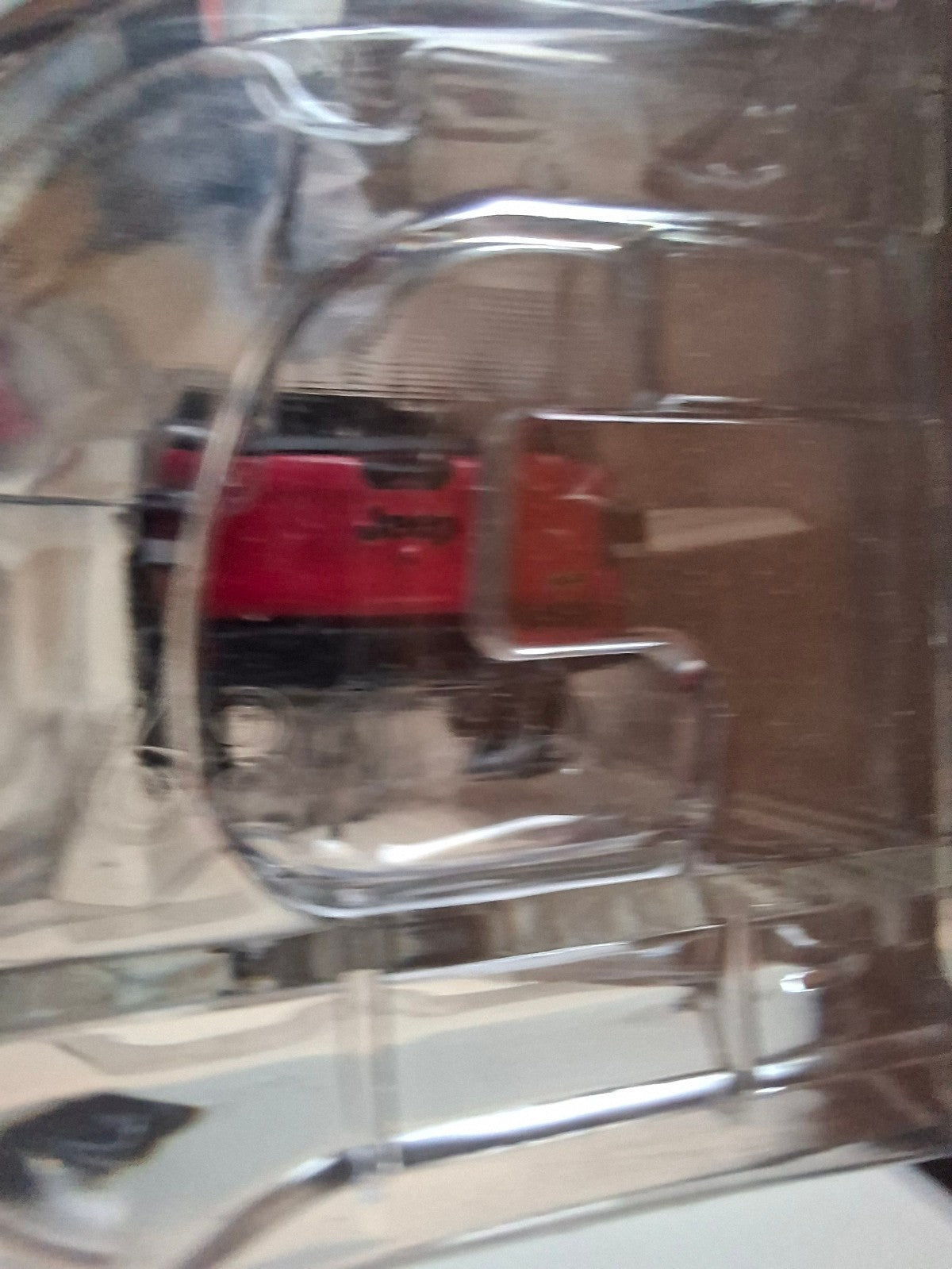 Greenlight Showroom Floor Series 7 2024 Jeep Gladiator  Tuscadero (NG44)