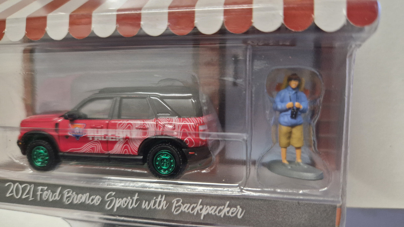 Greenlight Hobby Shop 2021 Ford Bronco Sport & Backpacker Chase (NG70)