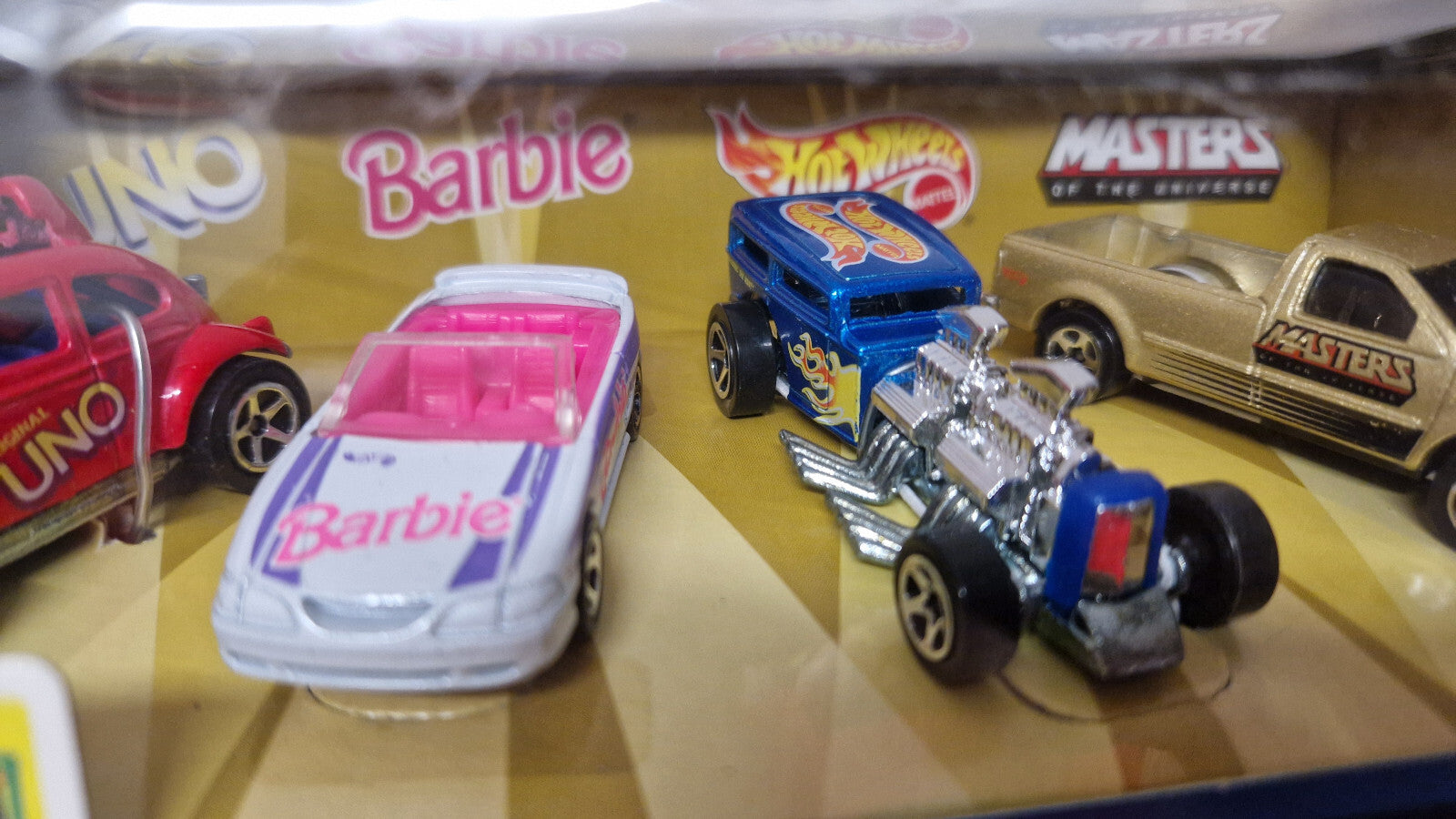 Hot Wheels 1998 timeless toys exclusive toys R us  Baja bug 96 mustang  (C11)