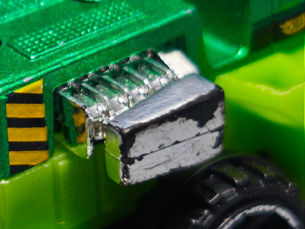 Hot Wheels 2011 Multipack  Wheel loader  (A38)