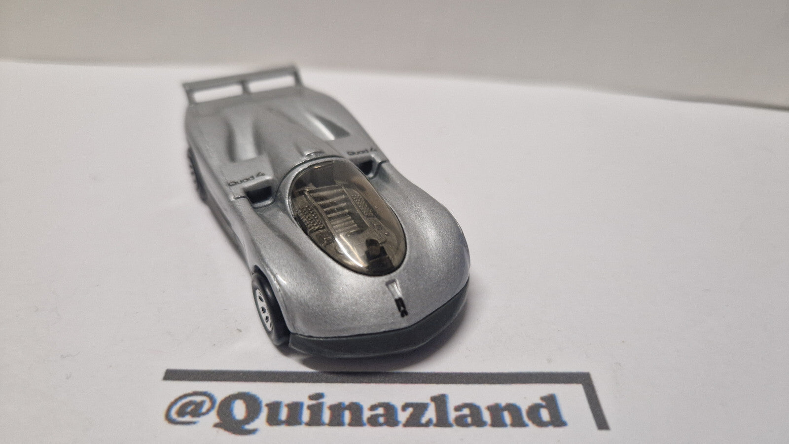 Matchbox 1989 Oldsmobile aerotech   (A15)