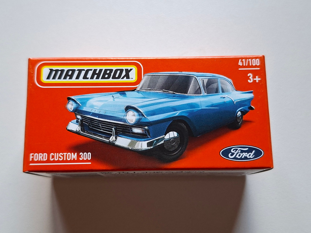 Matchbox Ford Custom 300 41/100 (NP32)