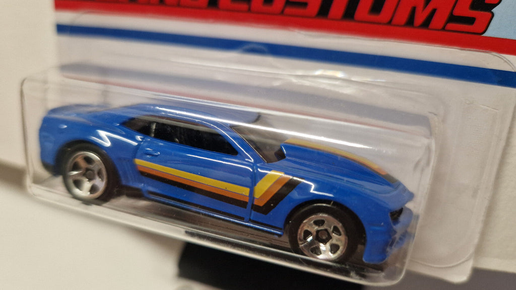 Hot Wheels 2019 flying customs target exclusive  13 copo camaro (NP44)