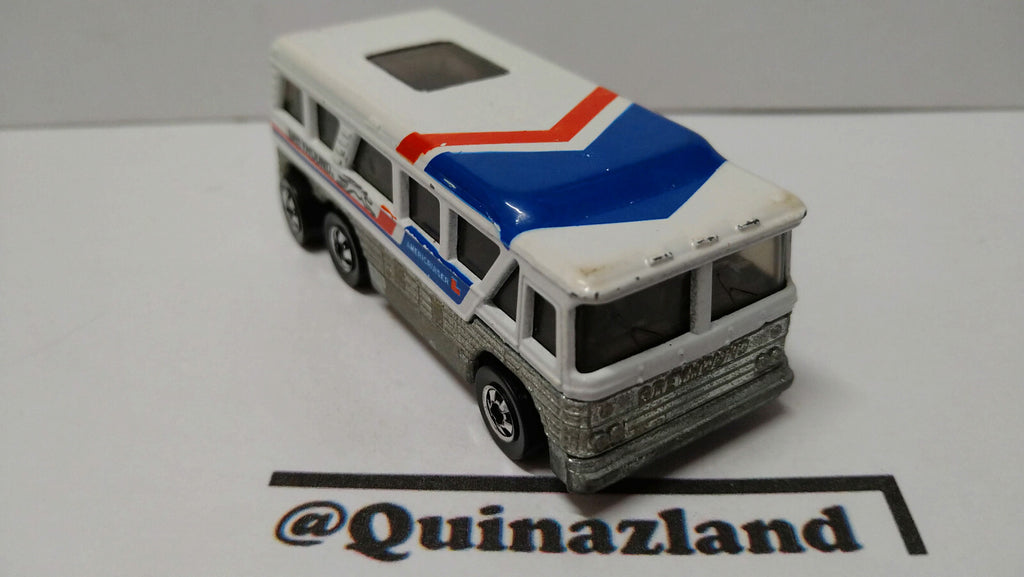 Hot Wheels Greyhound MC-8 1980 Hong Kong   (A19)