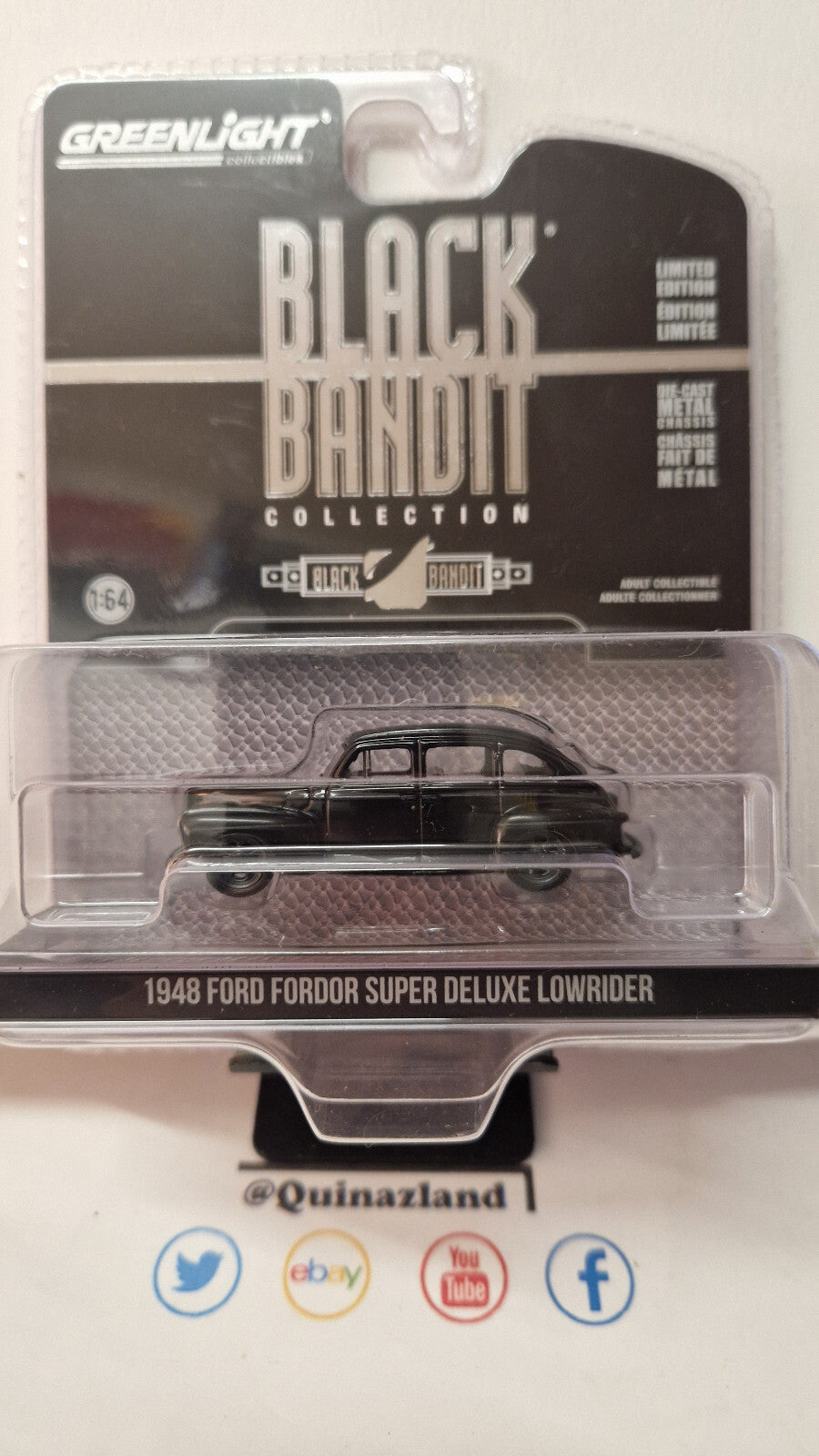 Greenlight Black Bandit Series 29 1948 Ford Fordor Super Deluxe Lowrider  (NG25)
