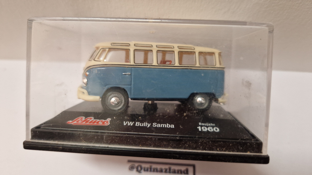 Schuco 1/72 Volkswagen bully samba  (NP31)