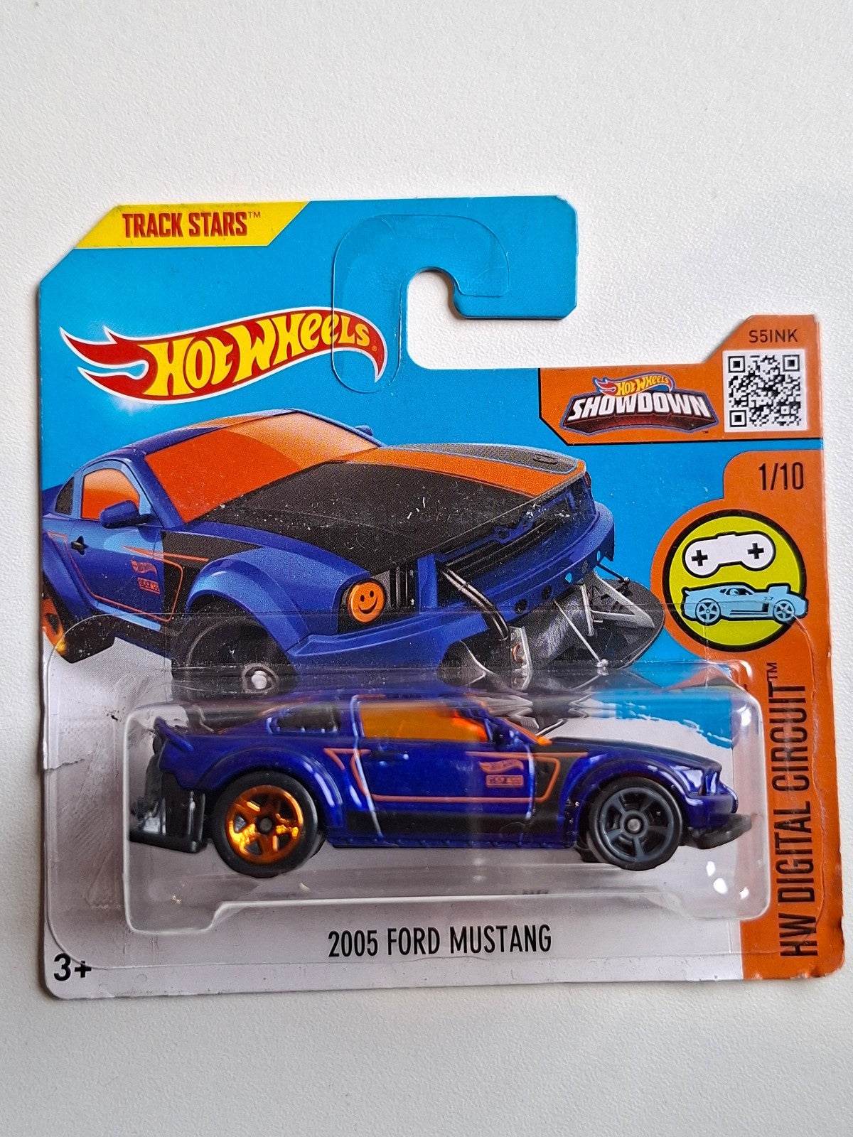 Hot Wheels 2005 Ford mustang 2016-021  (DV013)