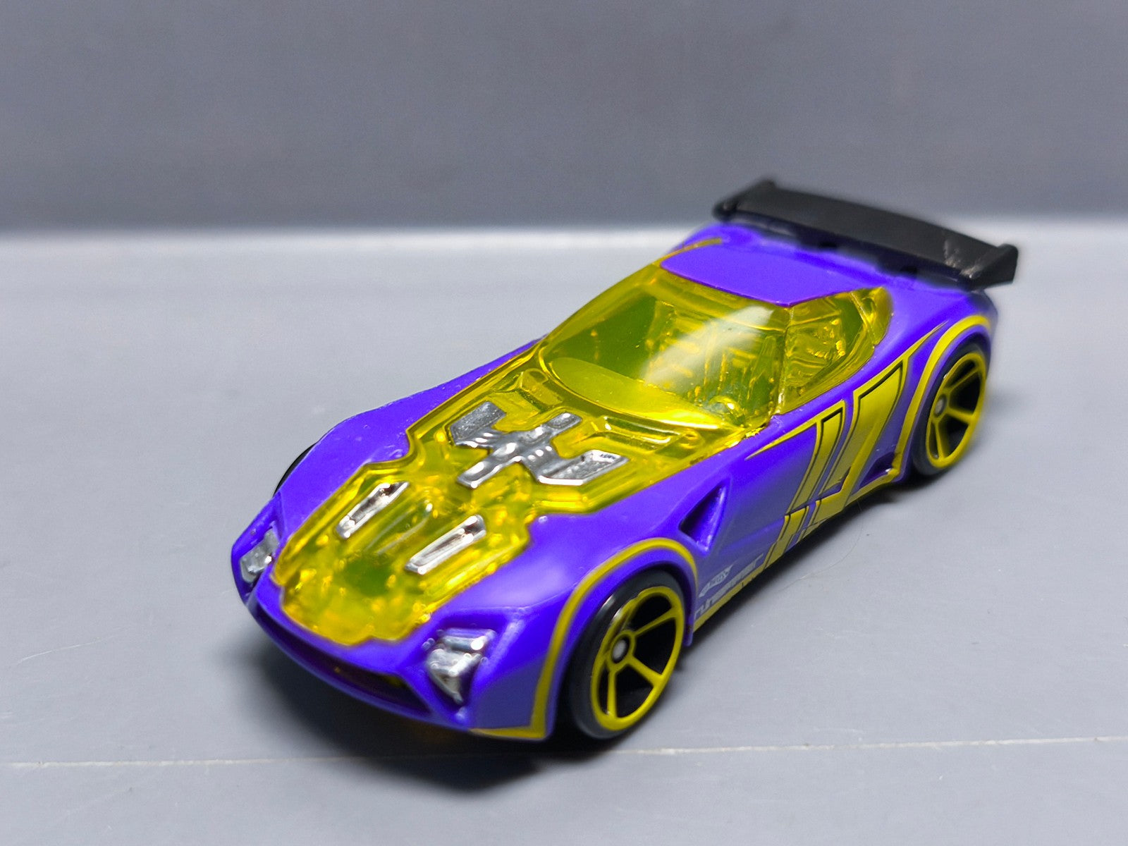 Hot Wheels Nerve hammer 2011-191 (A37)