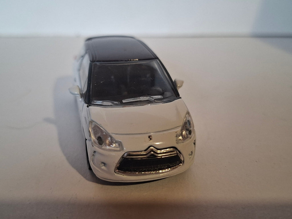 Norev  Citroën DS3  (A01)