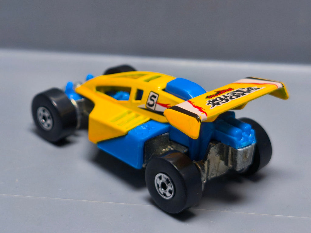 Hot Wheels Shock factor 1996-700  (A39)