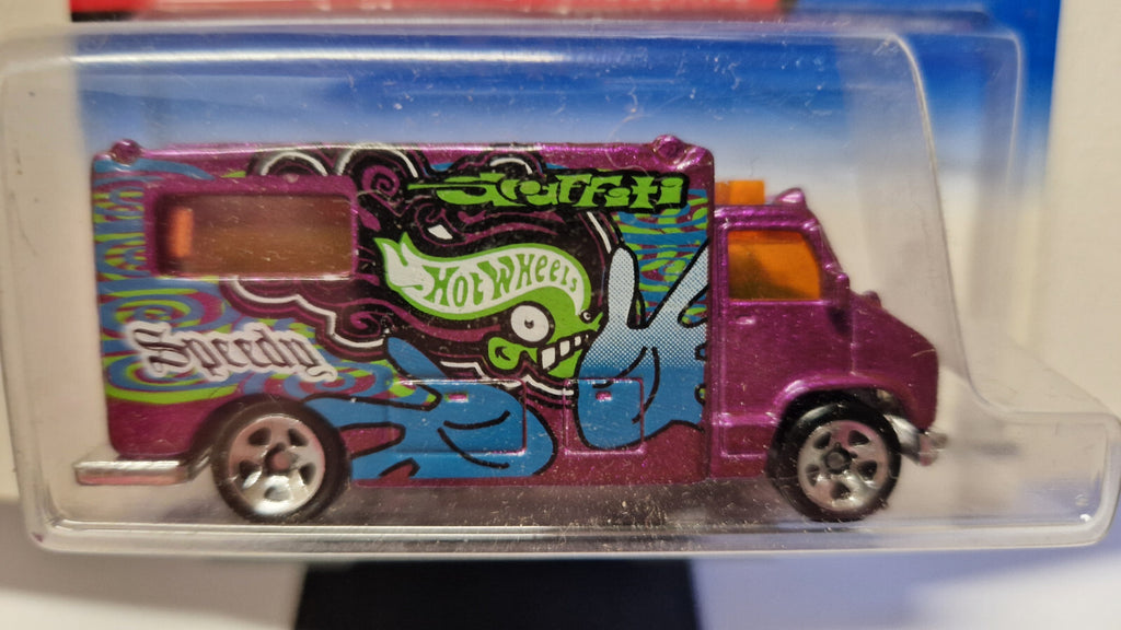 Hot Wheels Ambulance version 5SP  1999-951  (NP24)