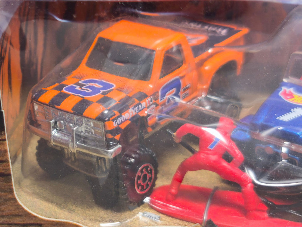 Hot Wheels 1998 off road racing exclusive kmart  (C11)