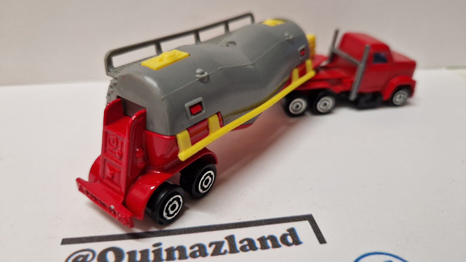 Majorette 1997 série 300 GMC brigadier citerne rouge    (CP04)