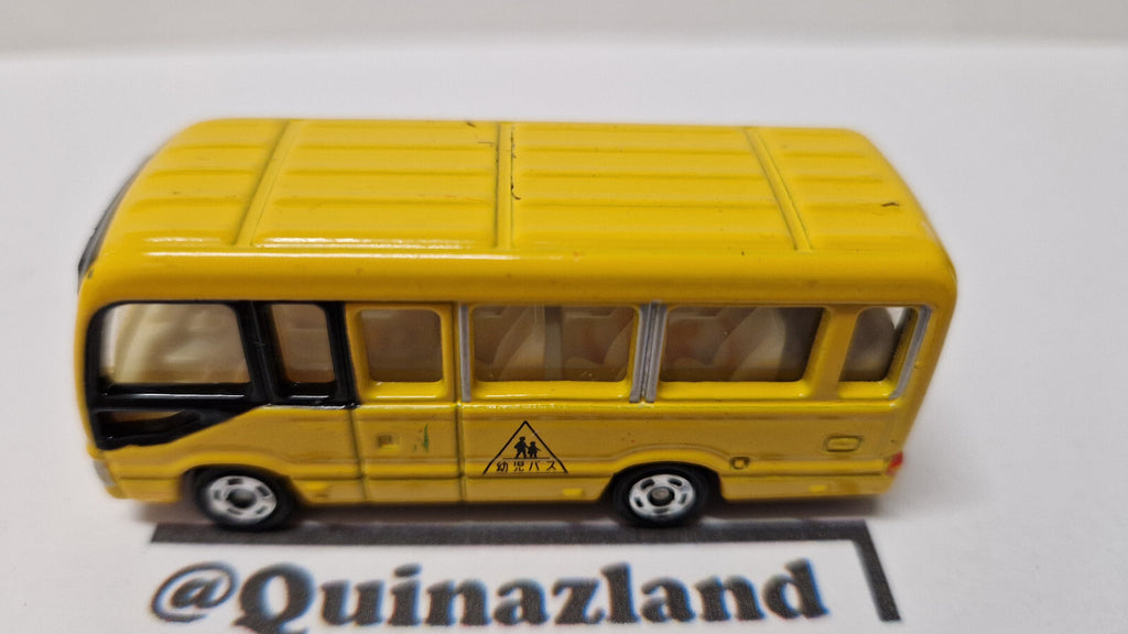 Tomica 2019 regular Toyota coaster kindergarten bus 1/89 (CP06)