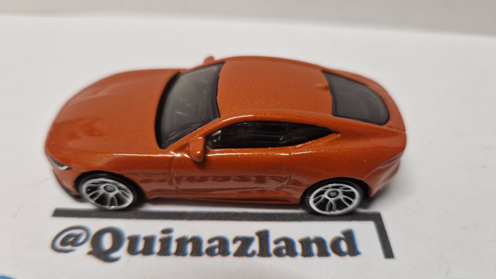 Hot Wheels 2023 européen culture  2020 Jaguar F-Type  (A01)