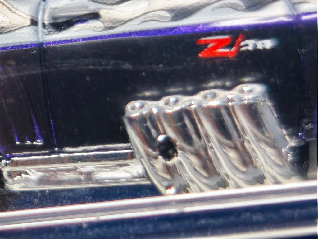Hot Wheels 69 camaro z28 exclusive kmart 2006-124  (NP33)