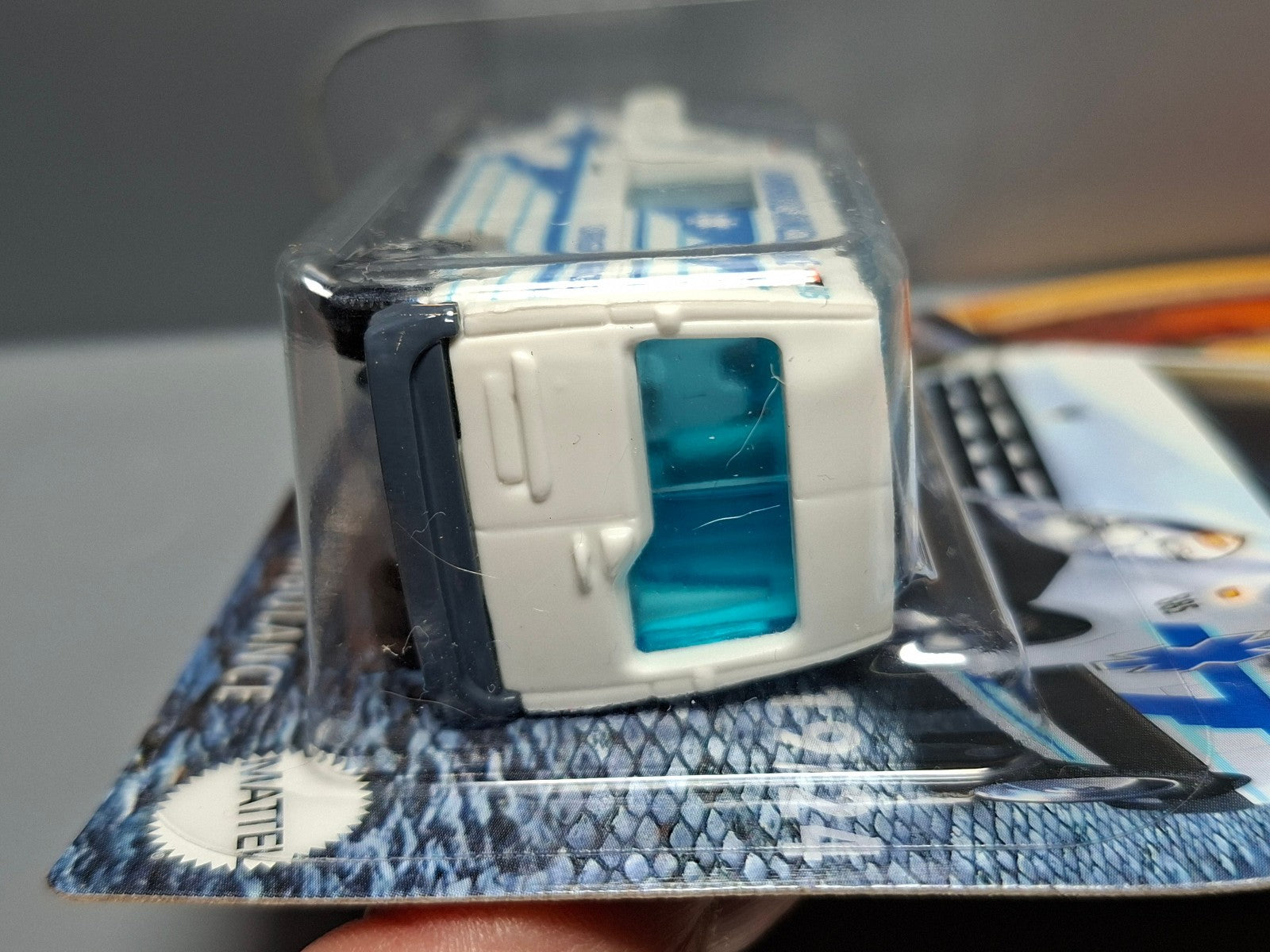 Matchbox European streets Renault Master ambulance   (CP20)